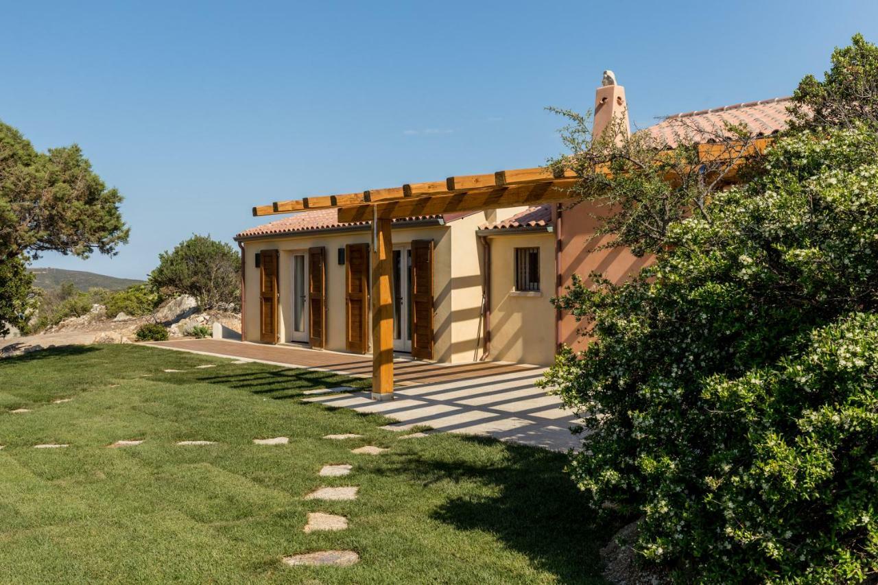 Tenuta Petra Bianca Palau Ngoại thất bức ảnh
