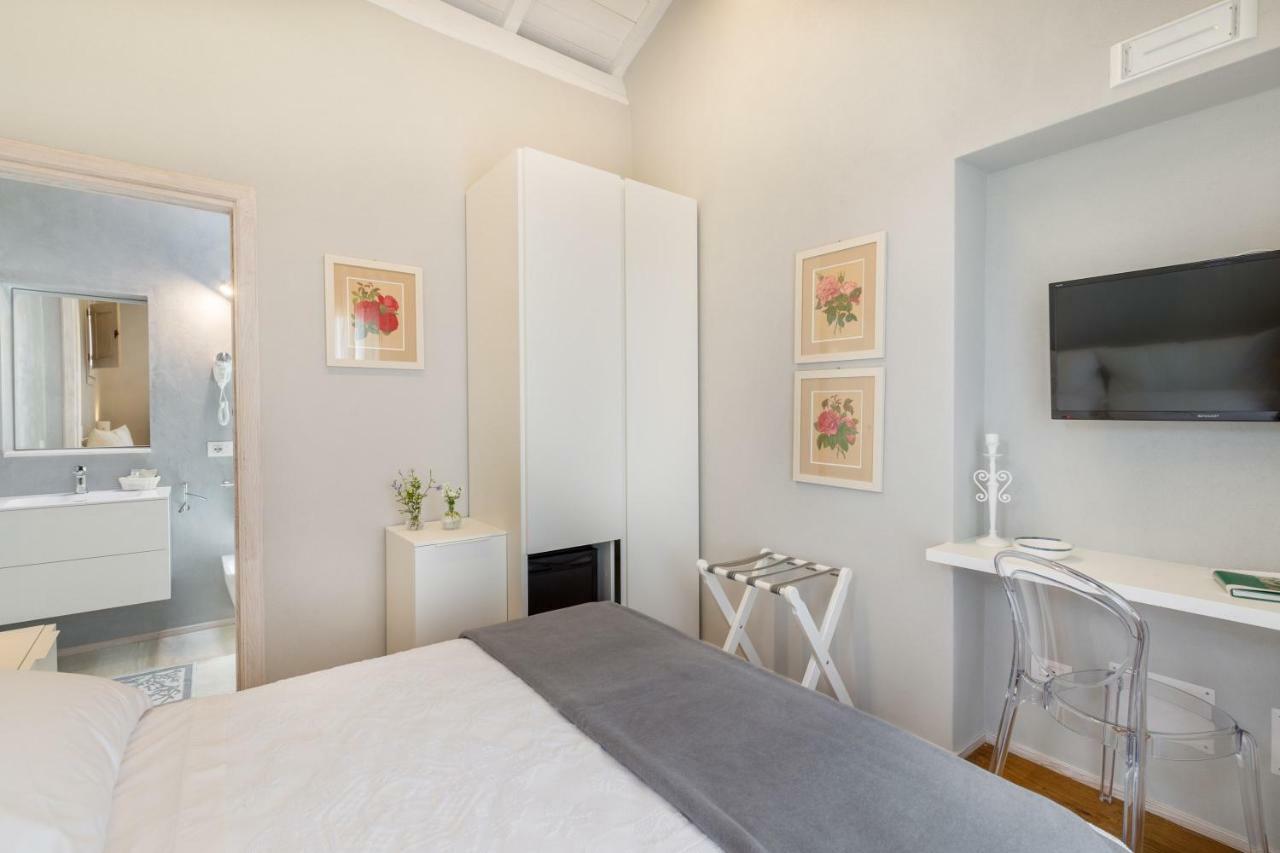 Tenuta Petra Bianca Palau Ngoại thất bức ảnh